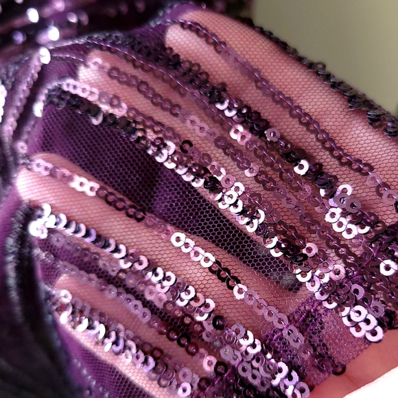 City Studio Fit & Flare Dress Size 0 Juniors Sequined City Studios Winter Dance - Picture 7 of 11